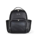 Itzy Ritzy Wickeltasche Rucksack – Große Kapazität Boss Rucksack Wickeltasche mit Flaschentaschen, Schwarz mit silberfarbenen Beschlägen – Plus