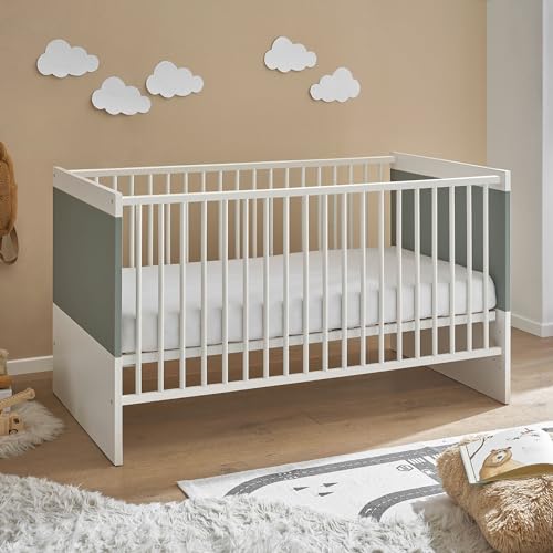 Stella Trading MITOS Sicheres Babybett 70x140 cm in Weiß/Salbei   Funktionales Baby Gitterbett für Ihr Babyzimmer   78 x 81 x 145 cm (B/H/T)